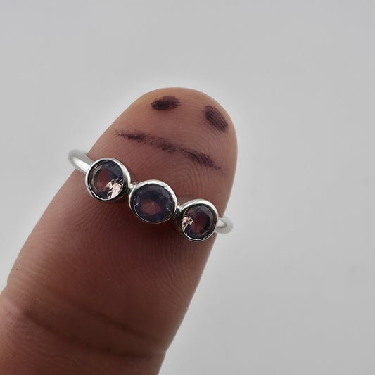 Bomb Party 925 Sterling Silver Purple Amethyst 3 Stone Ring Size 8 Bezel Set