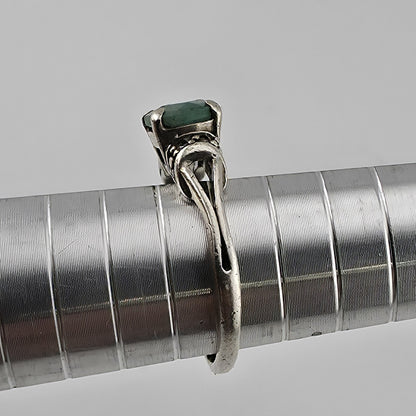 Sterling Silver Ring Green Stone 925 Size 6.5
