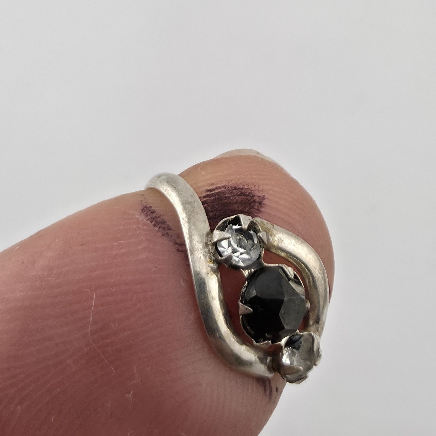 Vintage Sterling Silver Black Stone Pinky Ring Petite Size 2.5 Mid Century Retro