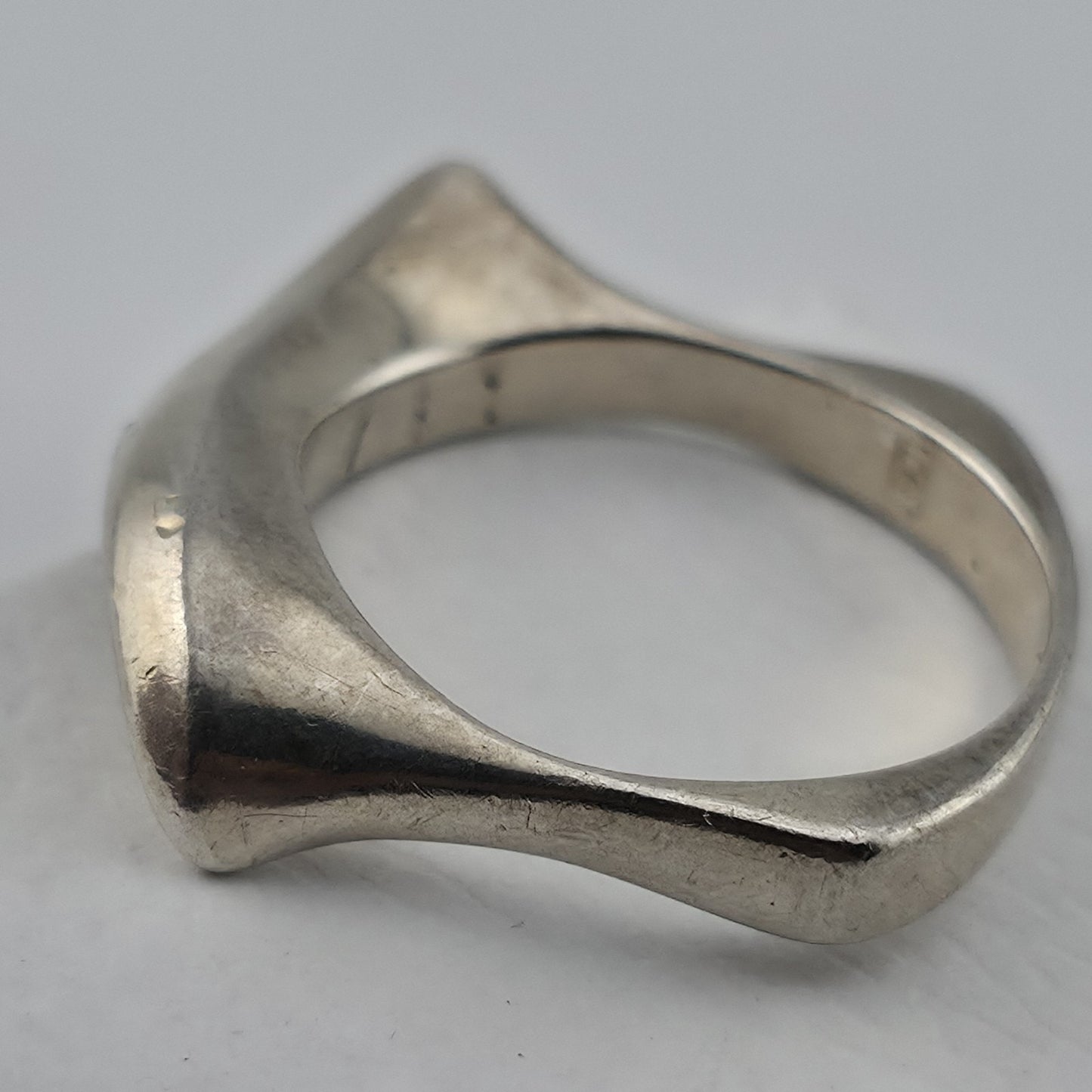 Vintage Modernist MCM Abstract Sterling Silver Ring Size 7 Unique Sculptural Ban