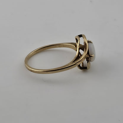 10K Yellow Gold Opal Ring Vintage Oval Cabochon Swirl Setting Size 6.25