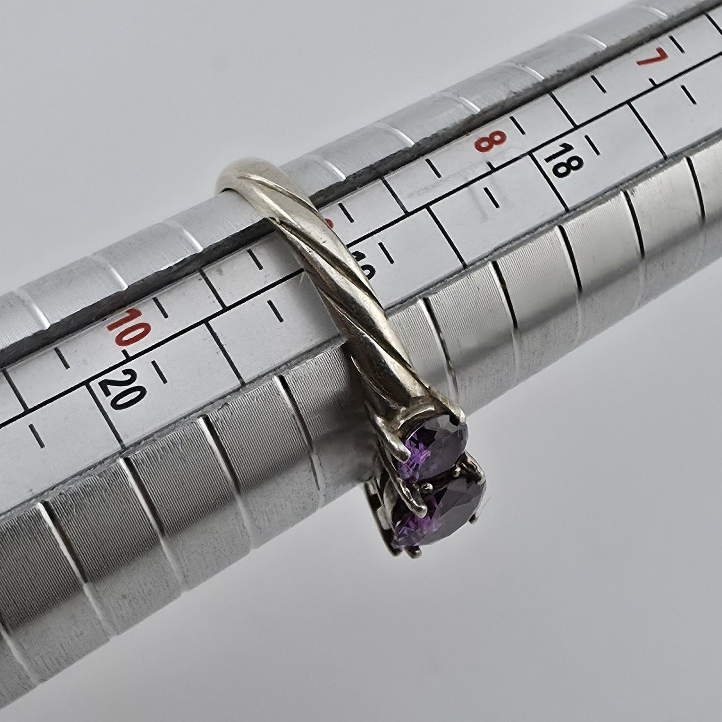 STERLING Silver RING 3 AMETHYST STONES Twist Band SZ 9 NF