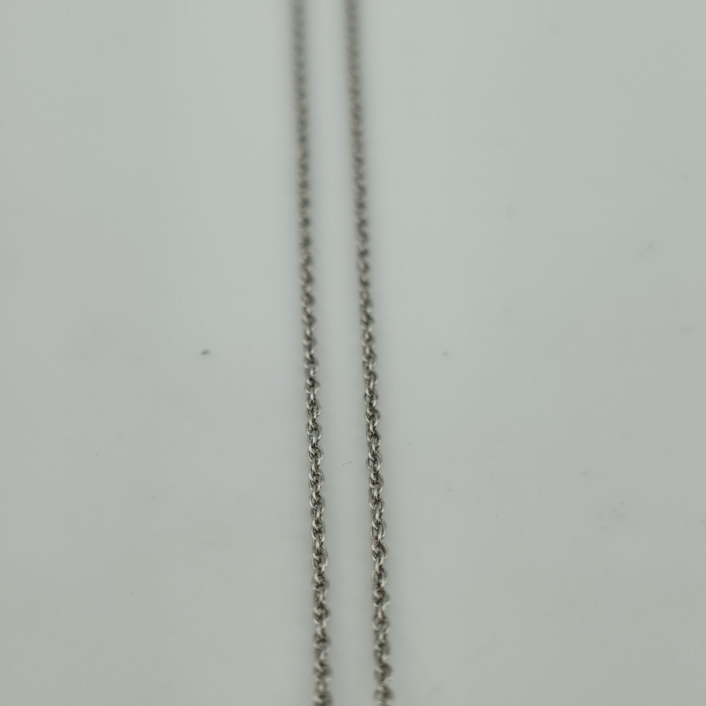 Rodan + Fields Sterling Silver Bar Pendant Necklace 925 16” 3.9g