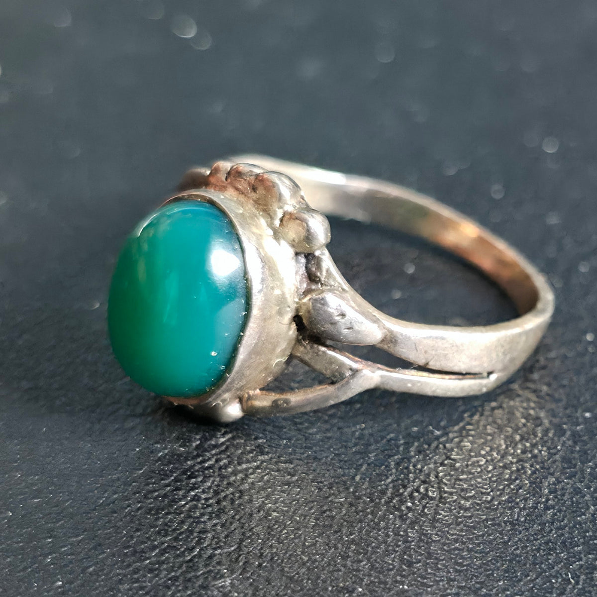 Sterling Silver Ring Teal-Green Translucent Cabochon Size 7.75