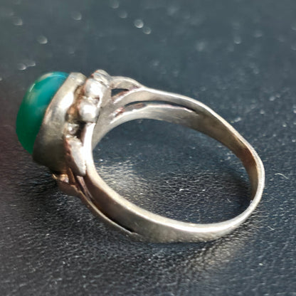 Sterling Silver Ring Teal-Green Translucent Cabochon Size 7.75