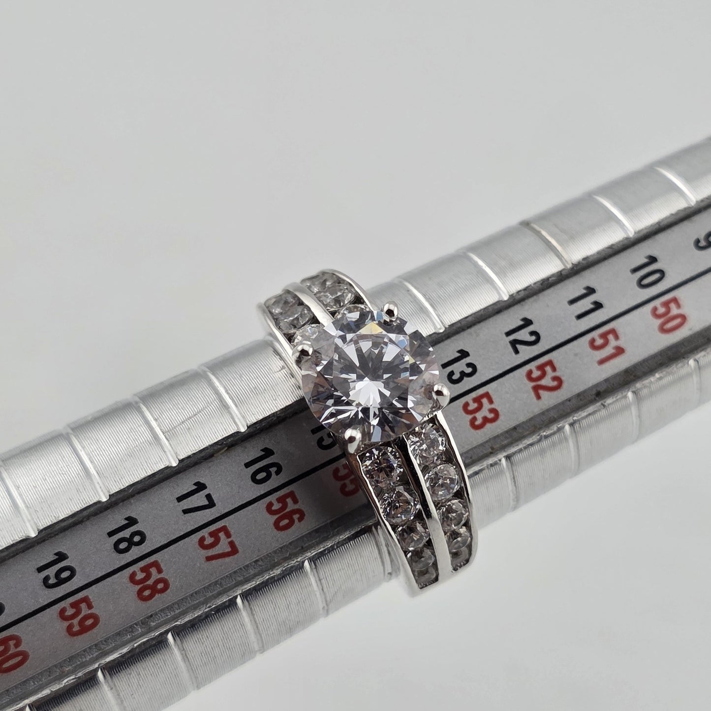 Sterling Silver Cubic Zirconia Engagement Wedding Ring 7 Solitaire Style 925