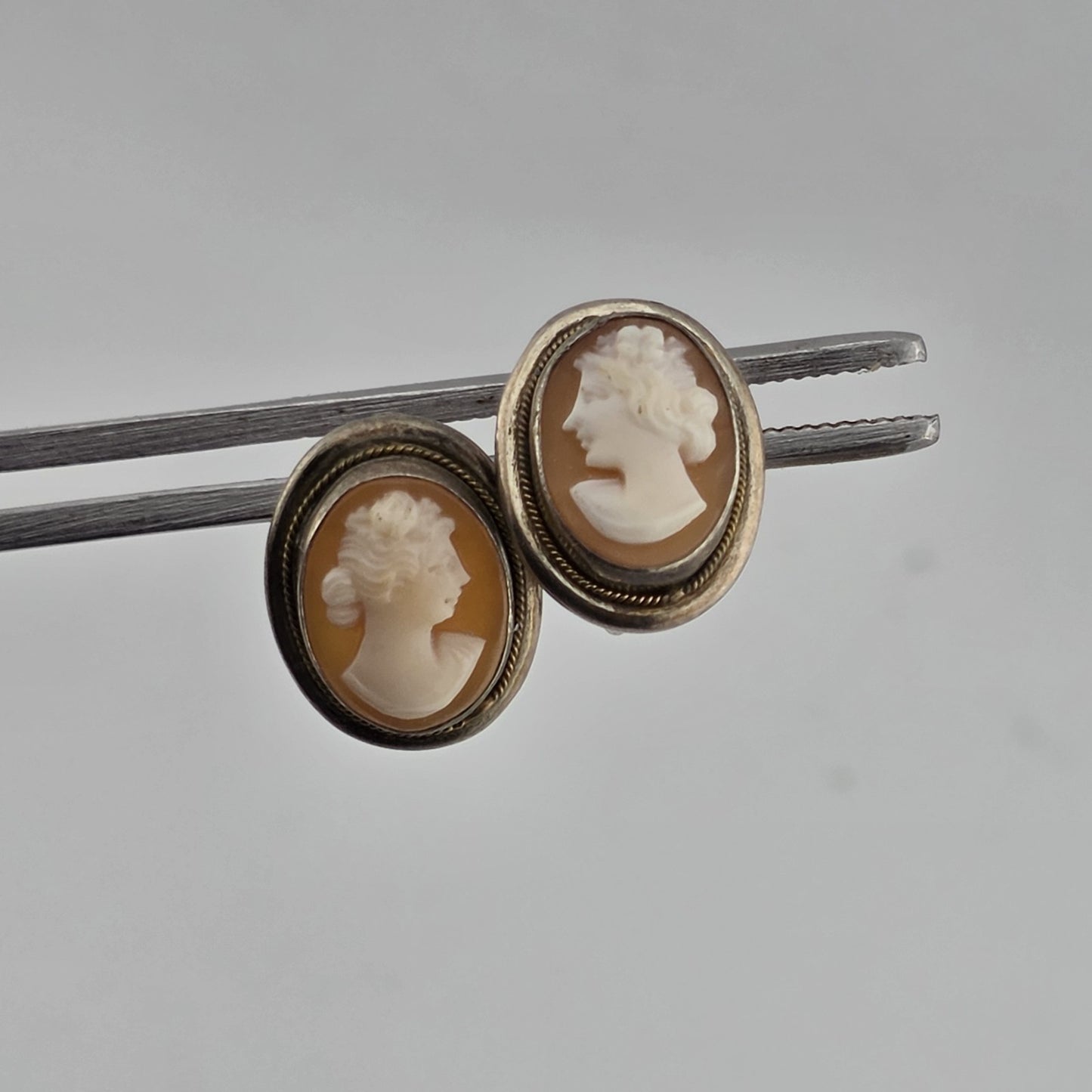 800 Silver  Antique Cameo Screw Back Earrings Vintage European Jewelry