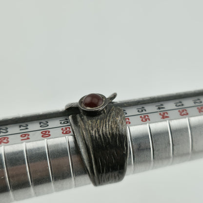 Sterling Silver Ring 925 Tapered Band Size 8 Red Stone Vintage Gothic
