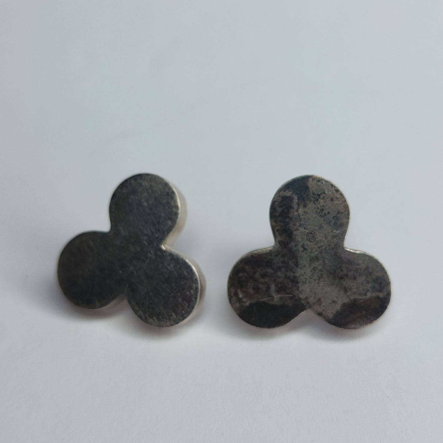 925 Sterling Silver Earrings Studs Clover Hollow tested Vintage
