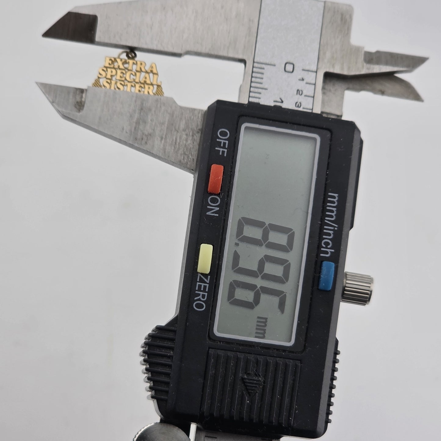 14Kt Yellow Gold "EXTRA SPECIAL Sister" PENDANT WITH TINY HEART PENDANT