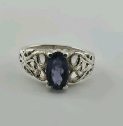 sterling silver Ring Purple amethyst Oval Stone Filigee Open Work Band size 5.25