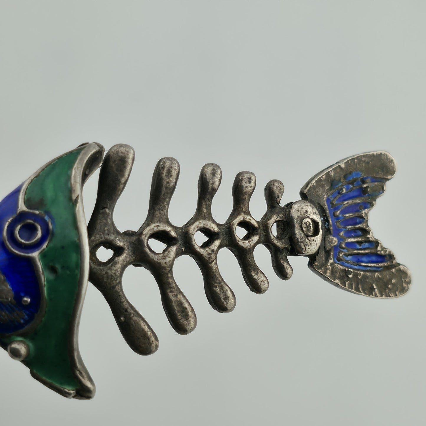 Sterling Silver 925 Green Blue Enamel Fish Bone Pendant Moveable Parts Vintage