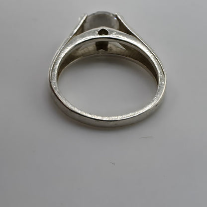 Sterling Silver 925 CZ Solitaire Ring Round Stone Modern Band Size 8.75 Heart