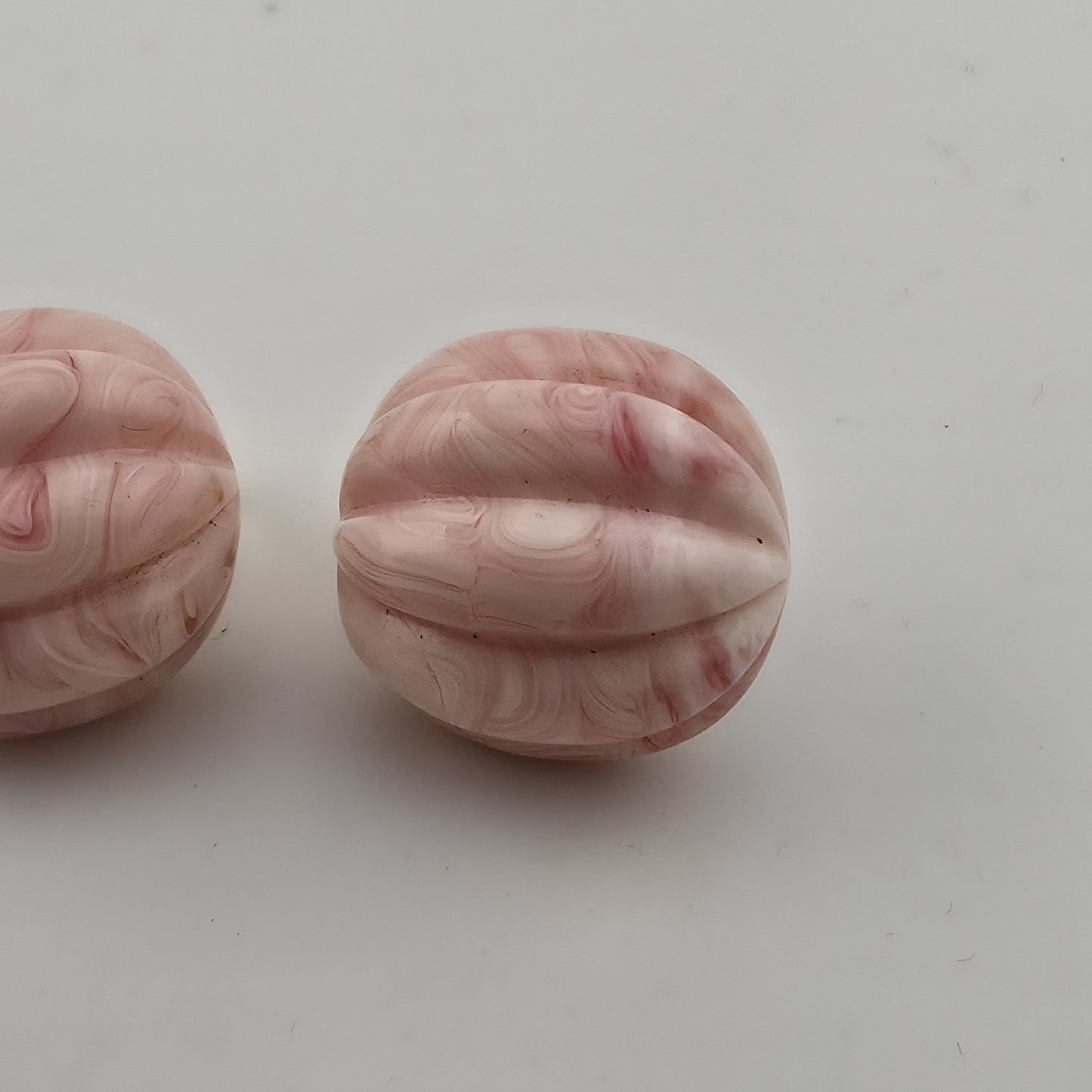 Avon Burst of Spring Pierced Earrings Pink Vintage 1988