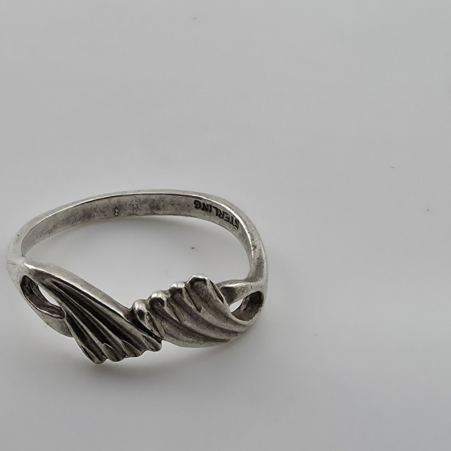 Sterling Silver Double Fan Diamond Cut Curved Unique Band Ring Size 7 Vintage