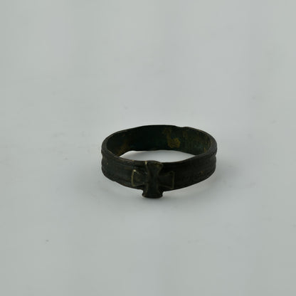 WWII German Iron Cross Brass Ring Size 9 Battle Worn Rusted World War II