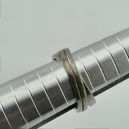 NF Sterling Silver Ring 925 Intertwined Crossover white black Stones Size 7