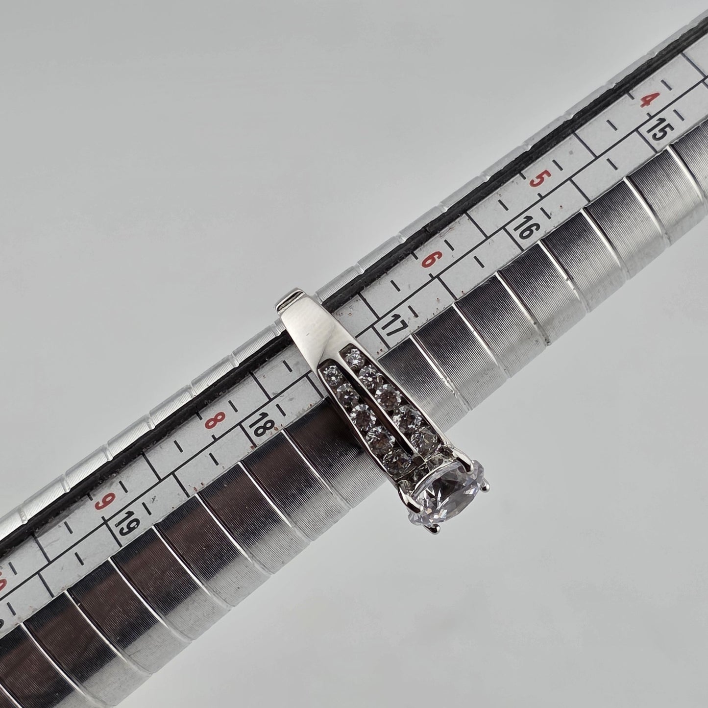 Sterling Silver Cubic Zirconia Engagement Wedding Ring 7 Solitaire Style 925