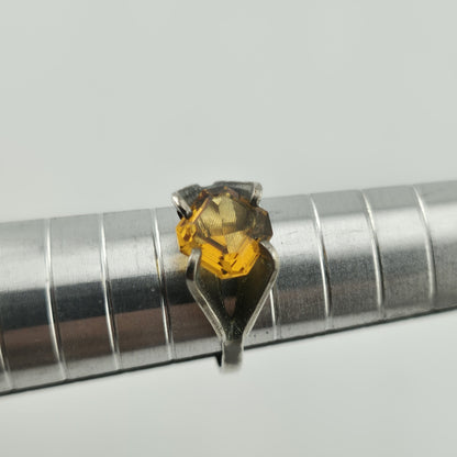 Citrine Quartz Ring 925 Sterling Silver Solitaire Vintage Yellow Stone 4.75