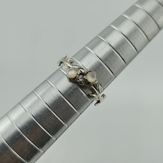 925 Sterling Silver Ring Floral Band Danity Petite Cute Size 4.5 Bridal