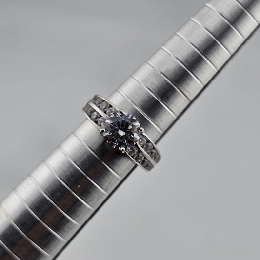 Sterling Silver Cubic Zirconia Engagement Wedding Ring 7 Solitaire Style 925