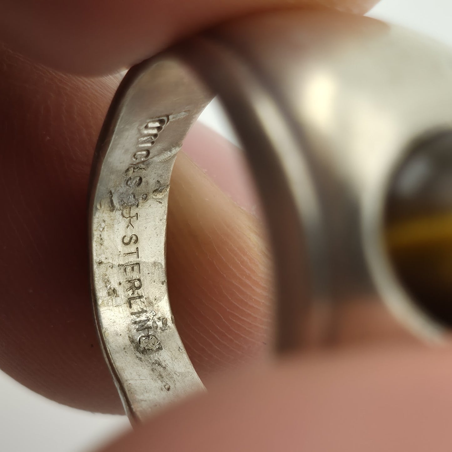 STERLING Silver Ring NATURAL TIGERS EYE Size 8 9gr Chunky Cigar Ring