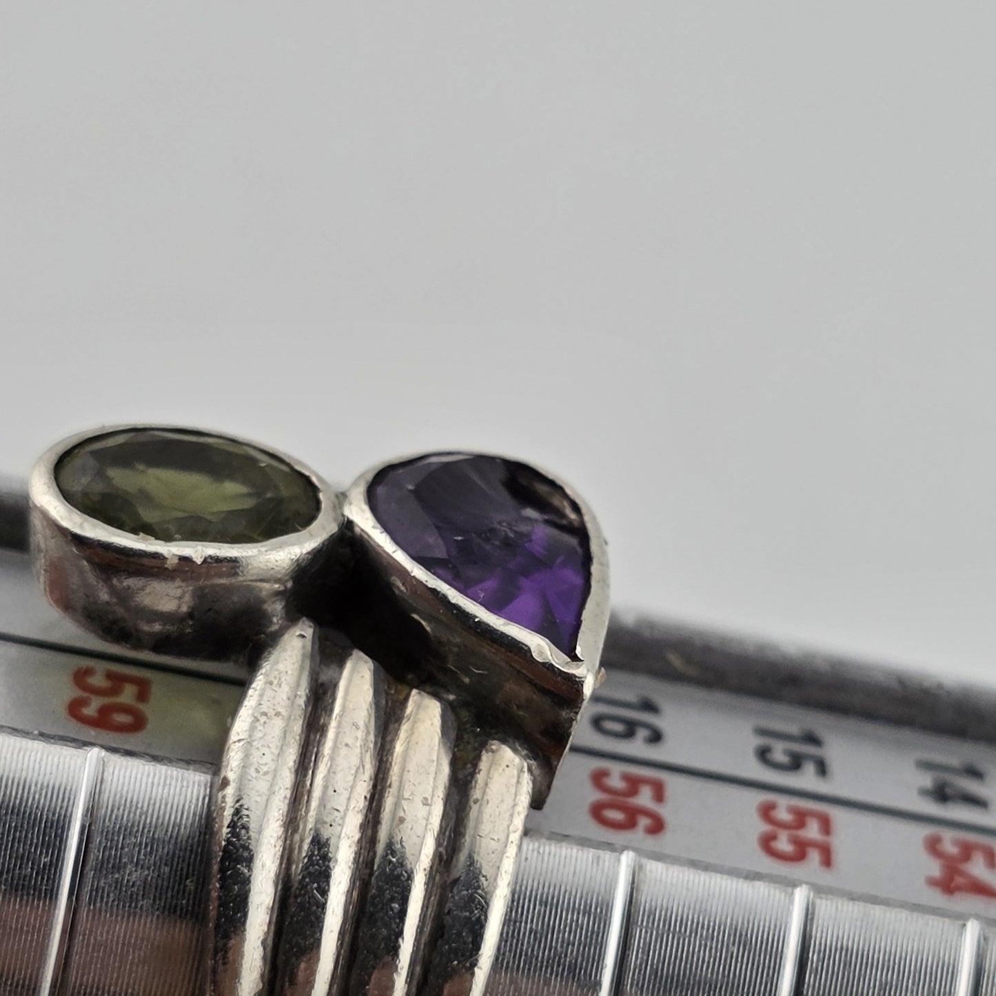 925 Sterling Silver Ring Natural Purple Green Stones Size 8 Chip On Amethyst
