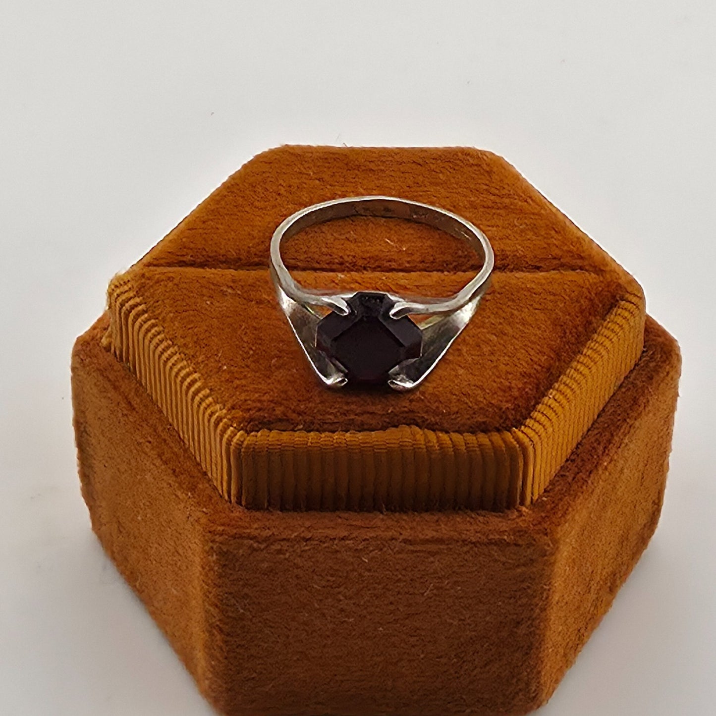 ESPO Red Art Glass Sterling Silver Ring 5.25 Antique Designer