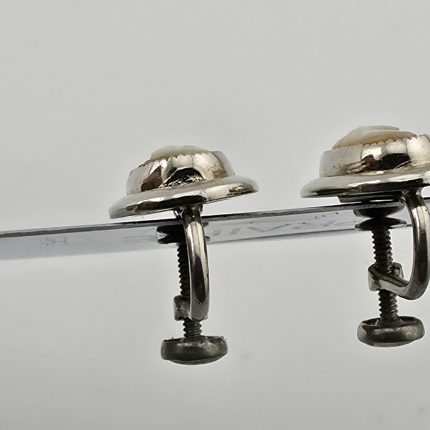 SARAH COVENTRY Cameo Earrings 925 Sterling Silver Art Deco Abalone Shell 1969