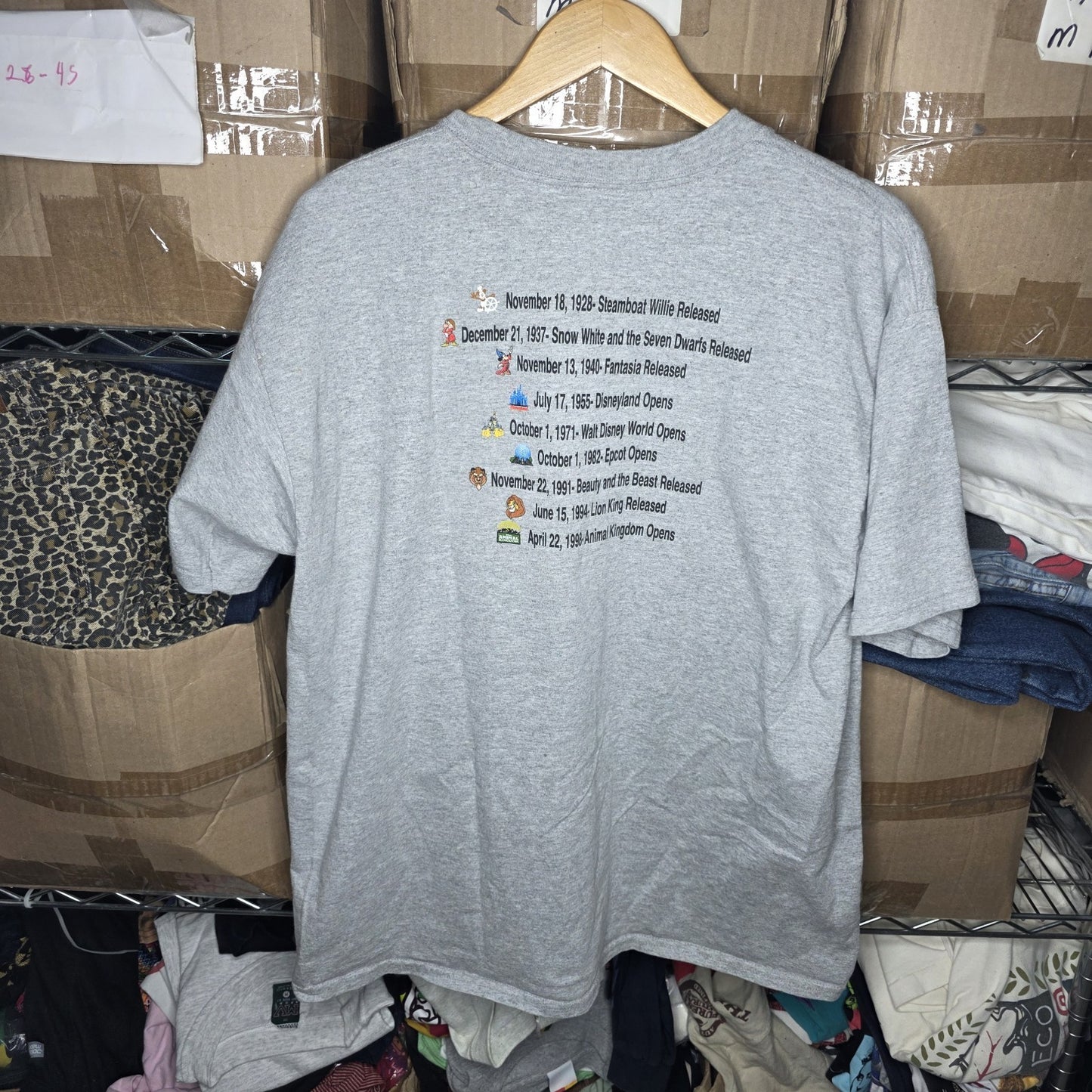 Disney Shirt Mens Large Gray World 100 Years of Magic Mickey Goofy Puto Vintage