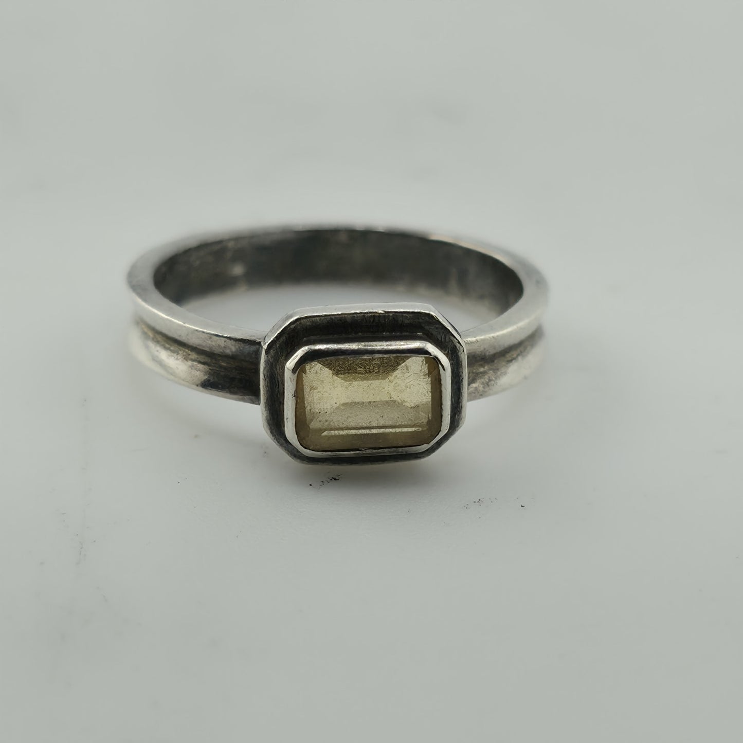 925 Sterling Silver Ring Yellow Gemstone Rectangle  Sz 5.75 Vintage