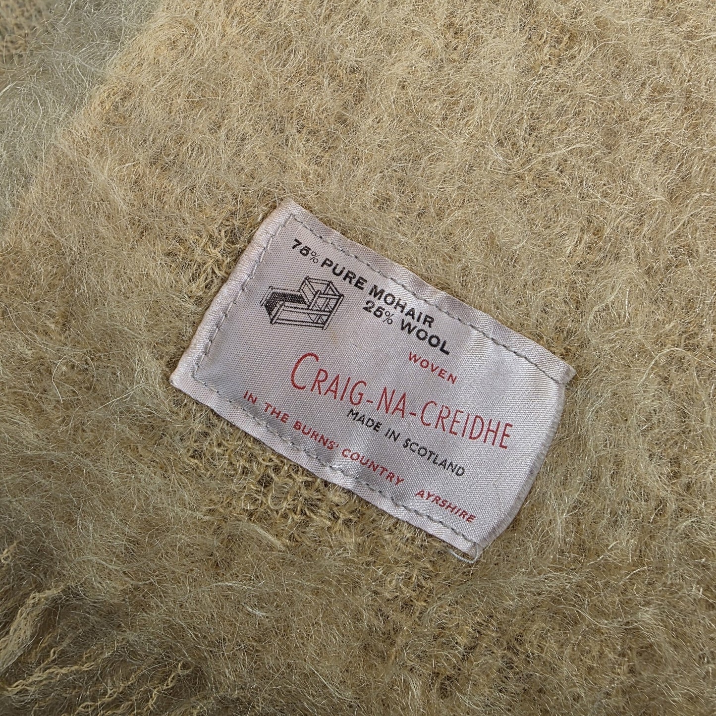 Craig Na Creidhe Scarf Vintage Mohair Wool Blend Yellow Fringed 70”x21” Vintage