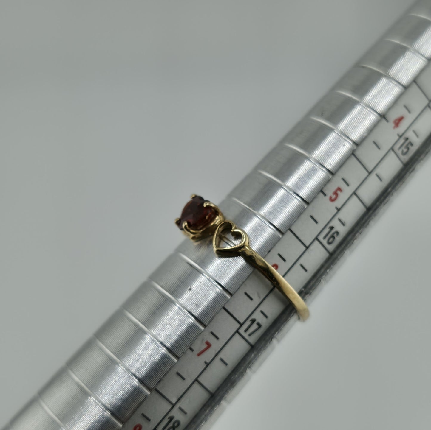 10K Yellow Gold Ring Band Red Garnet Rhodolite Heart Stones June size 6