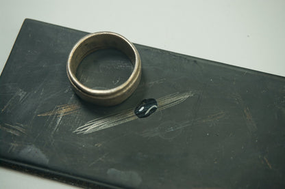 Passion Ring 925 Sterling Silver Size 8 10.4g Engraved Band Aged Patina