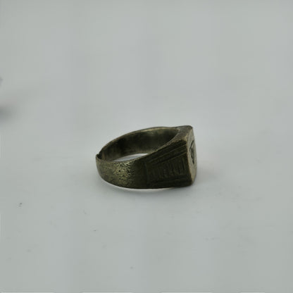 WWII Poland “P” Signet Ring Brass Size 10 Heavy Wear Wartime Military Jewelry bg