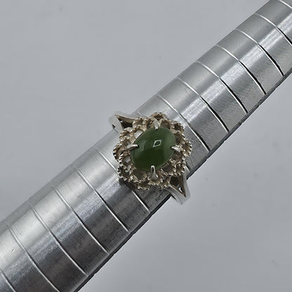 Sterling Silver Ring Green Jade Stone Filigree Halo Vintage 925 Size 6
