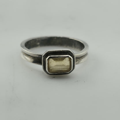 925 Sterling Silver Ring Yellow Gemstone Rectangle  Sz 5.75 Vintage