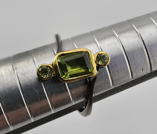 925 Sterling Silver ring Natural Green Peridot Ring Dainty Two Tone Size 7
