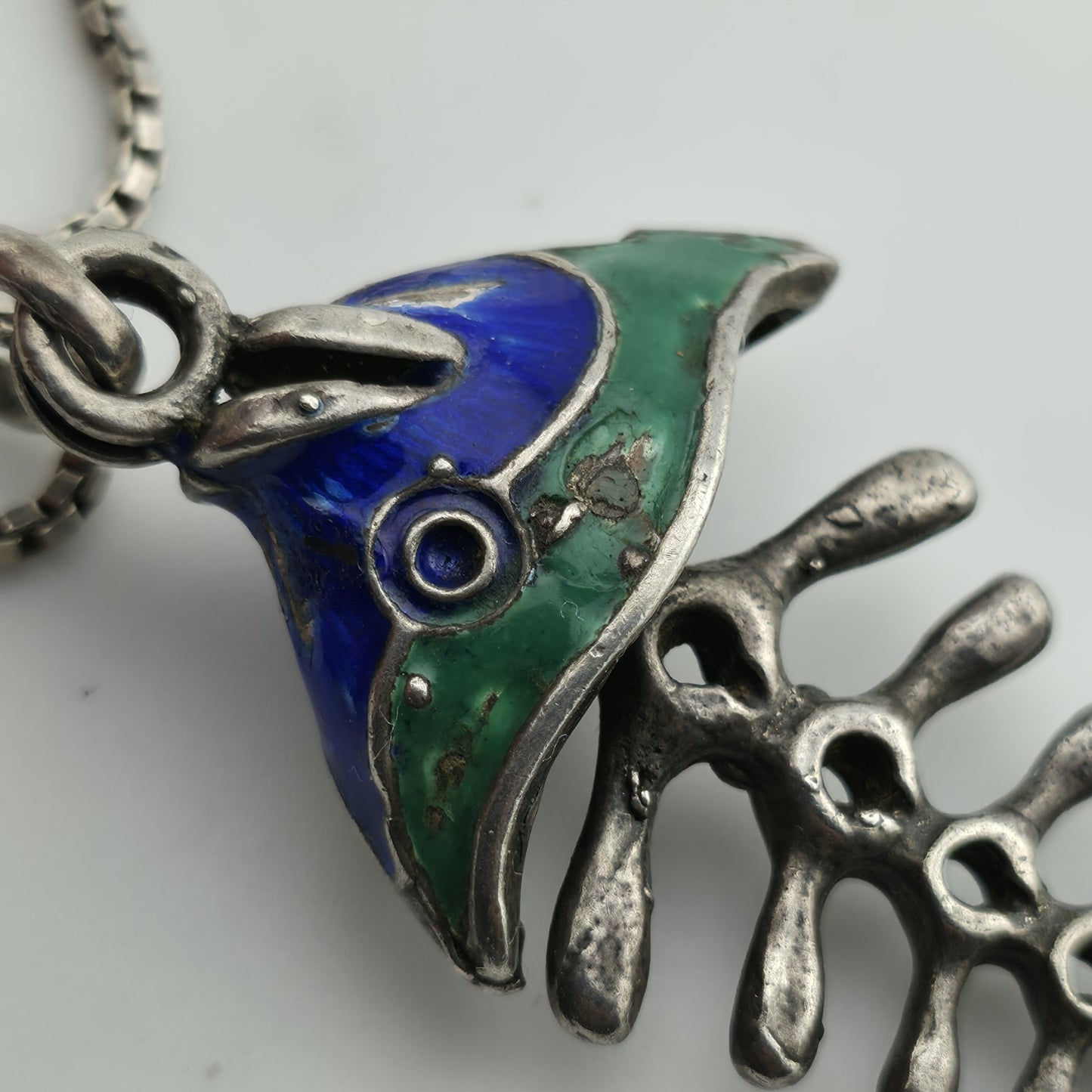 Sterling Silver 925 Green Blue Enamel Fish Bone Pendant Moveable Parts Vintage