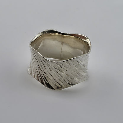 Sterling Silver 925 Textured Wave Organic Abstract Band Ring Size 6 DbM