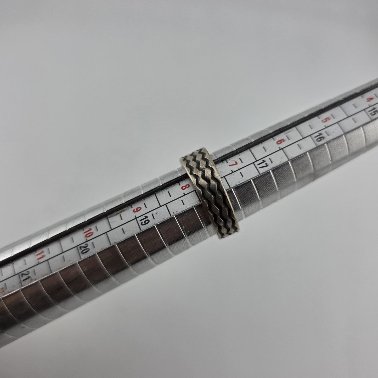 Sterling Silver 925 Ring Artisan Tribal Band Size 7.50 Rare