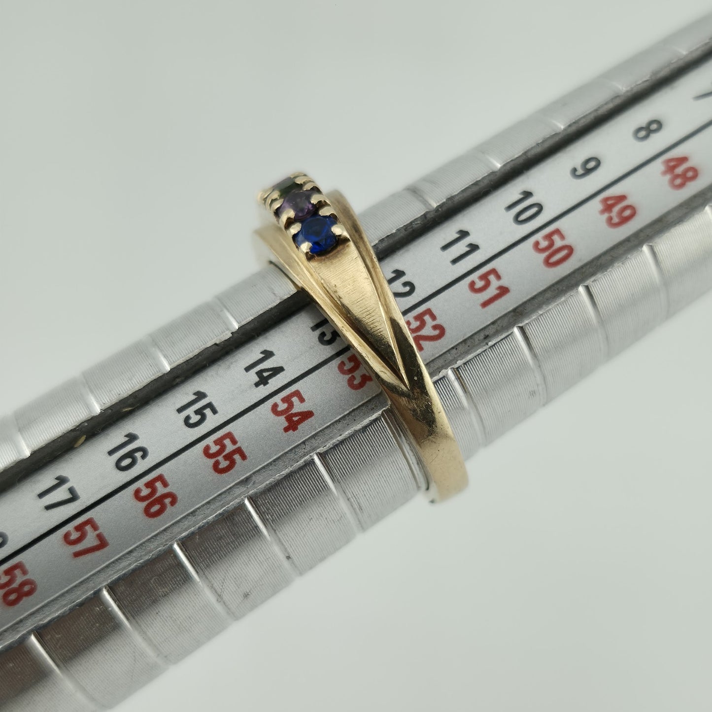 10k Yellow Gold Ring 9 Stones Rainbow Mothers Grandmother Mom Size 6 HOF Vintage