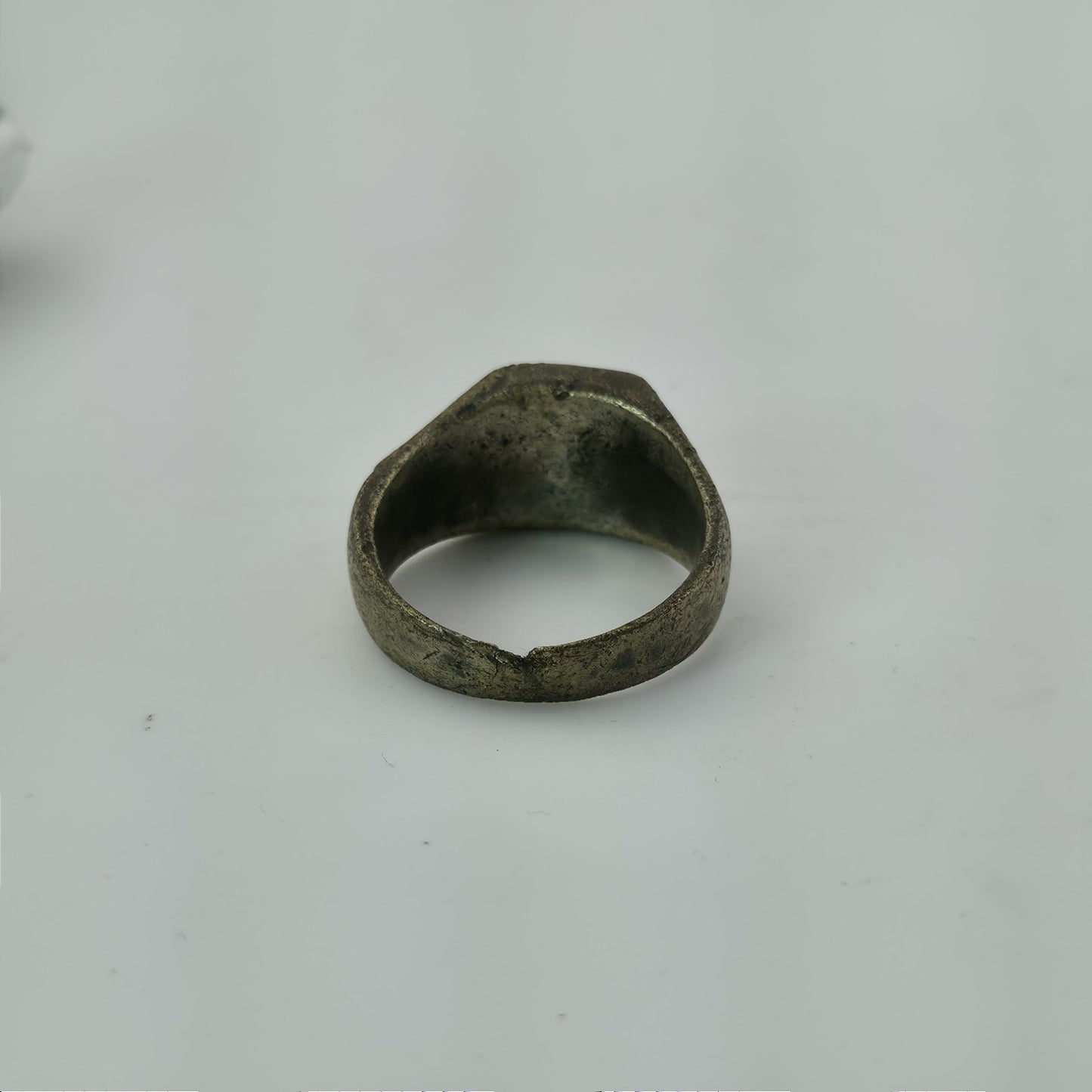 WWII Poland “P” Signet Ring Brass Size 10 Heavy Wear Wartime Military Jewelry bg