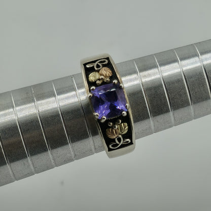 Black Hills Gold Ring Amethyst sterling silver 12k Gold Leaves Size 10 Vintage
