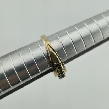 10k Yellow Gold Ring 9 Stones Rainbow Mothers Grandmother Mom Size 6 HOF Vintage