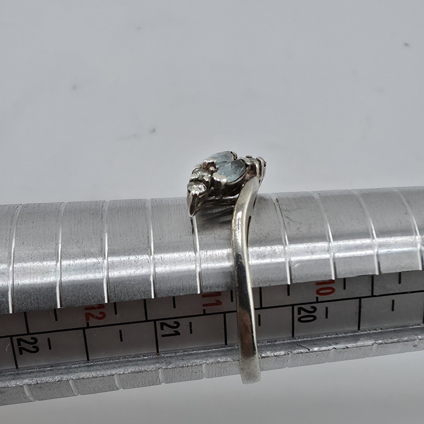 AVON Ring LT Sterling Silver Blue Topaz CZ White Gemstone 10.75 Vintage