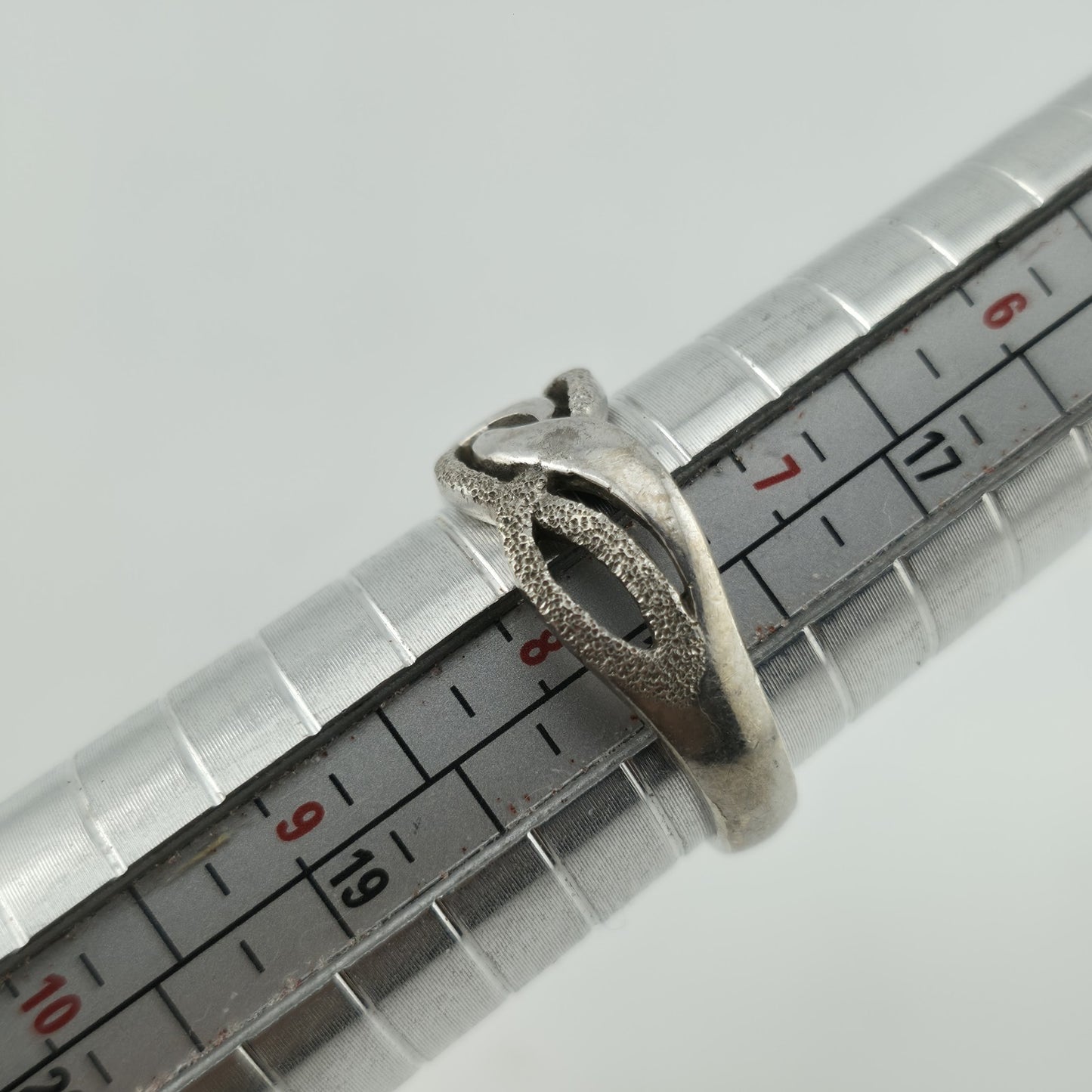 Vintage Sterling Silver Ring  925 Intertwined Design Size 7.5