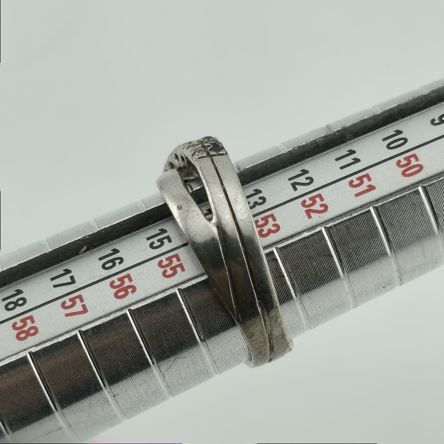 NF Sterling Silver Ring 925 Intertwined Crossover white black Stones Size 7