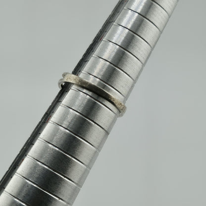 Ring White stone Sterling Silver 925. Womens Jewelry size 5.25 Vintage