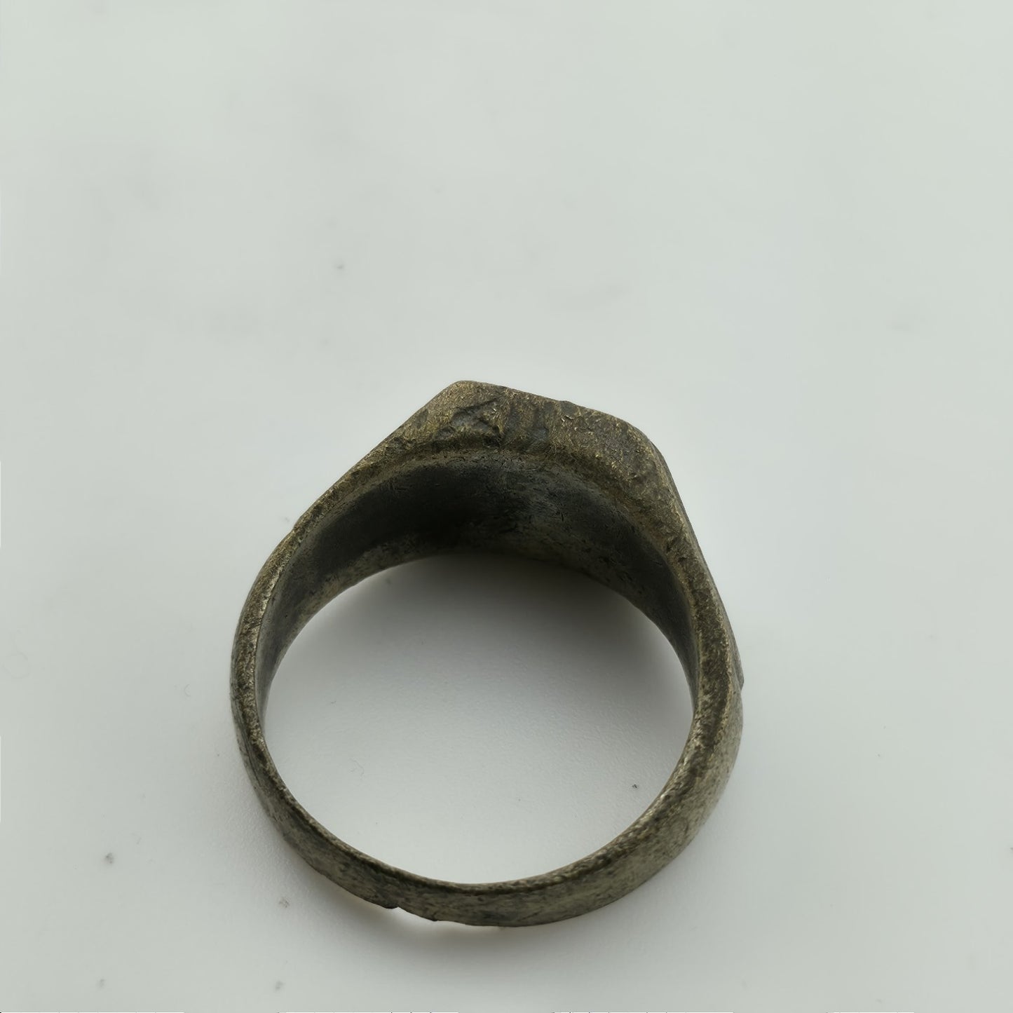 WWII Poland “P” Signet Ring Brass Size 10 Heavy Wear Wartime Military Jewelry bg